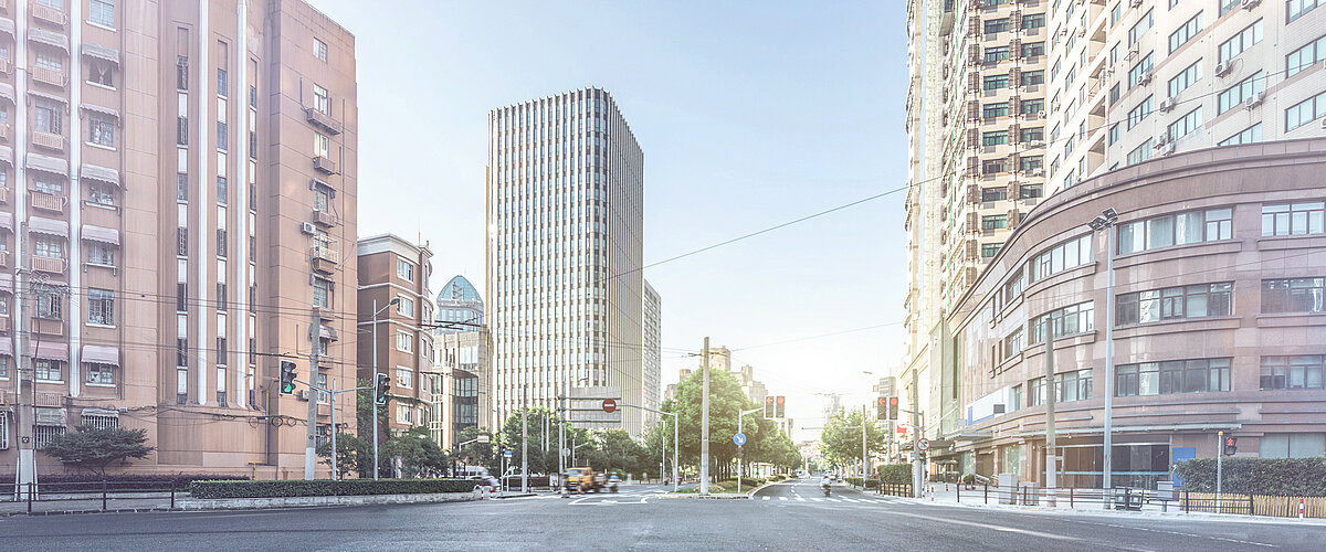 Vernetzte Stadt und Straße als Smart City Bild für den Baustoff-Artikel von IBU-tec