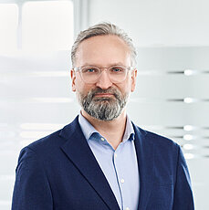 Dr. Nico Zobel, Division Manager Service, Produkte & Operations 